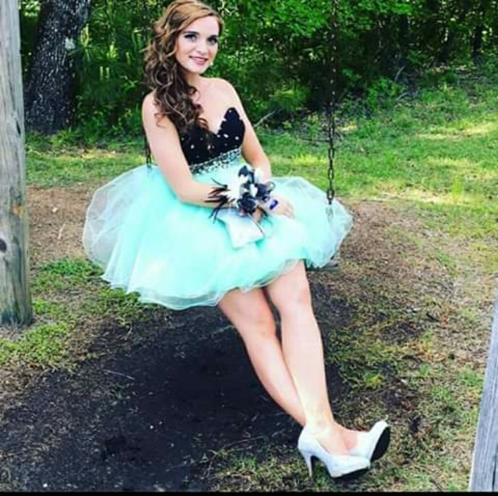 Mint size 6 prom dress